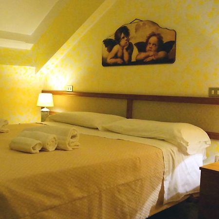 Hotel Cristallo 아세르기 외부 사진