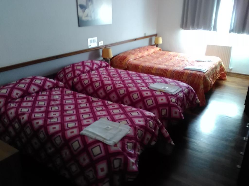 Hotel Cristallo 아세르기 객실 사진