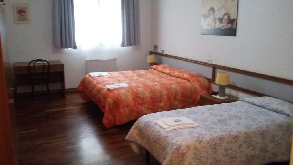 Hotel Cristallo 아세르기 외부 사진