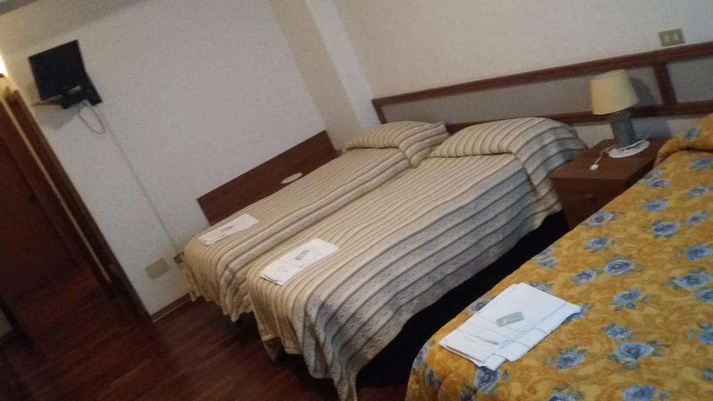 Hotel Cristallo 아세르기 외부 사진