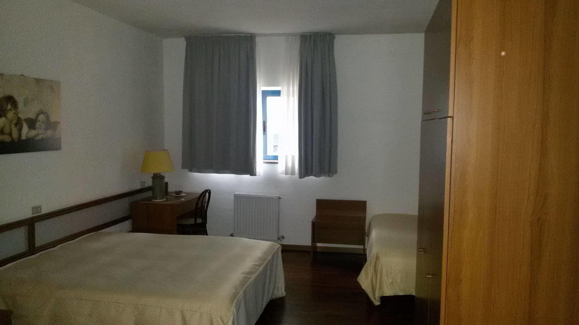 Hotel Cristallo 아세르기 외부 사진